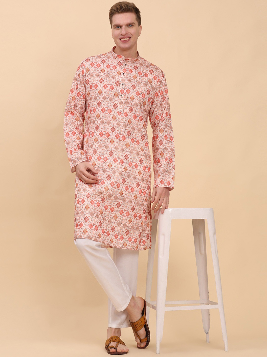 

Pro-Ethic STYLE DEVELOPER Men Printed Jacquard Kurta, Orange