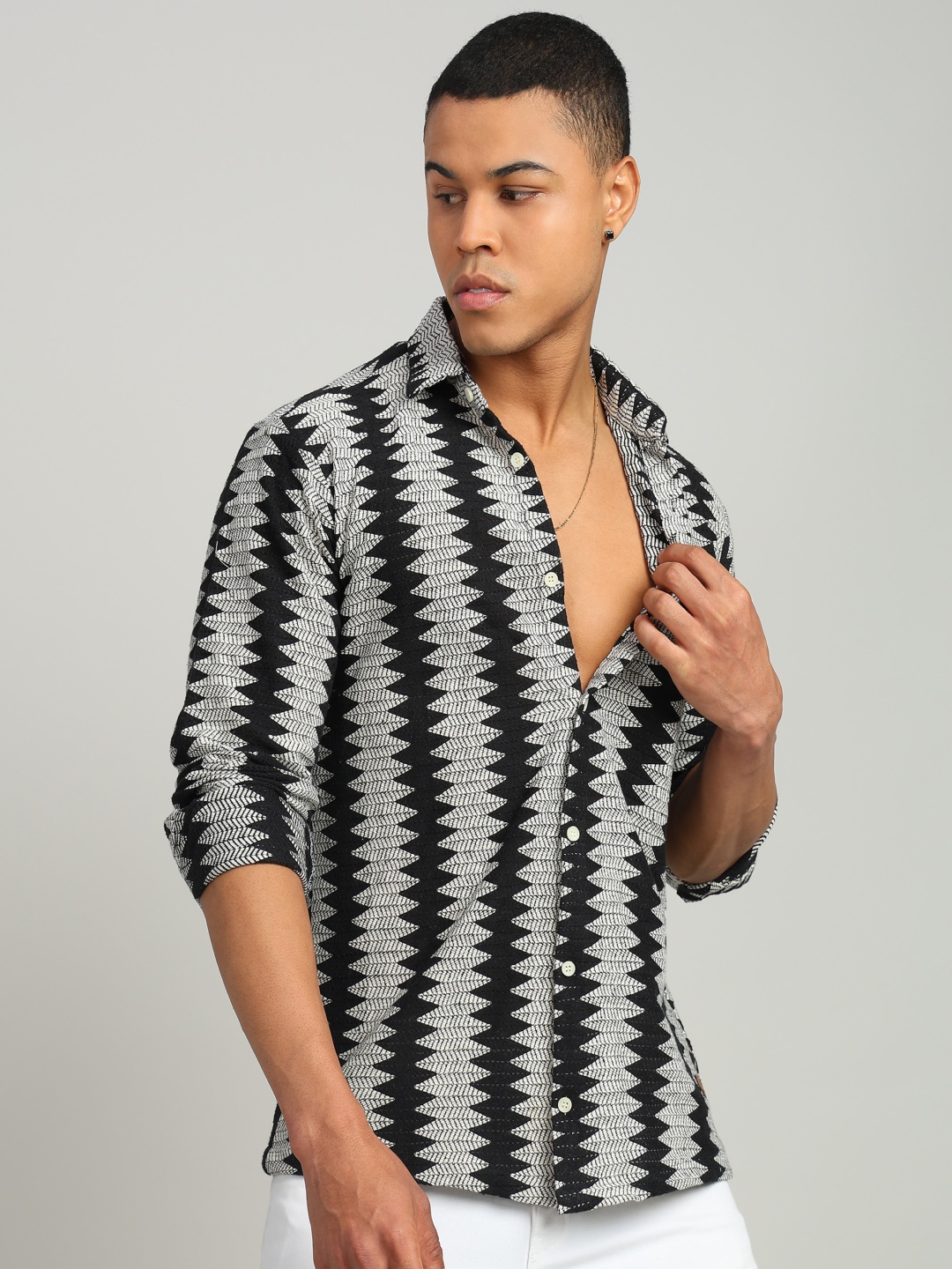 

PulseIQ Men Slim Fit Opaque Casual Shirt, Black
