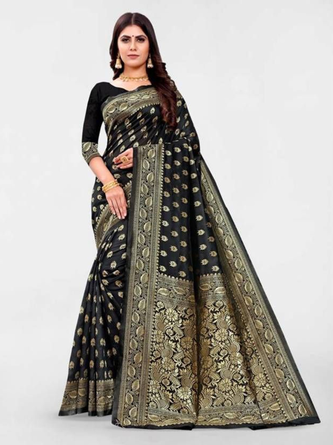 

MUSKAN CREATION Woven Design Zari Kanjeevaram Saree, Black