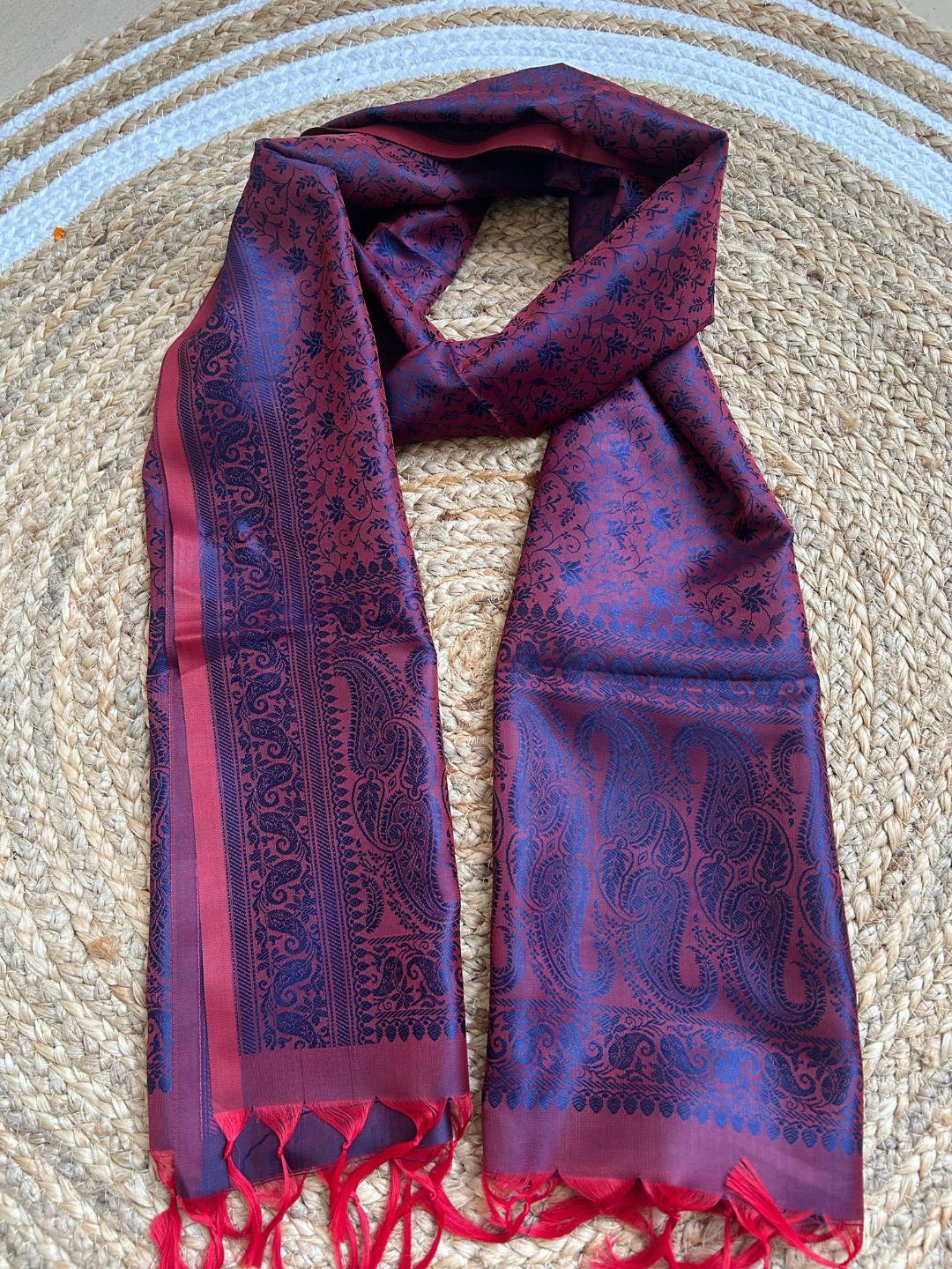 

Weave Owl Women Woven Design Stole, Red