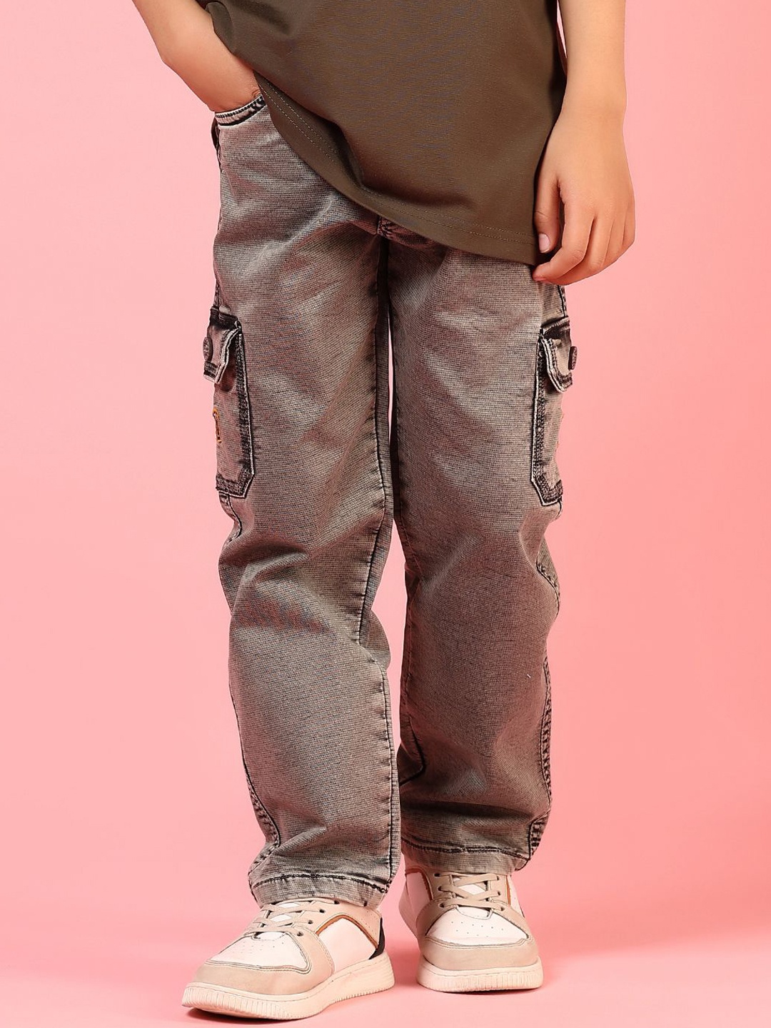 

V-Mart Boys Light Fade Jeans, Grey