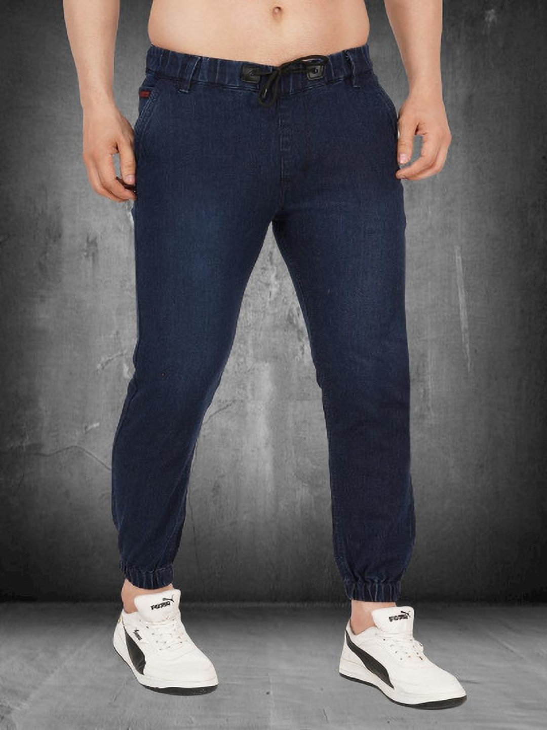 

DAKWINS Men Light Fade Jeans, Blue