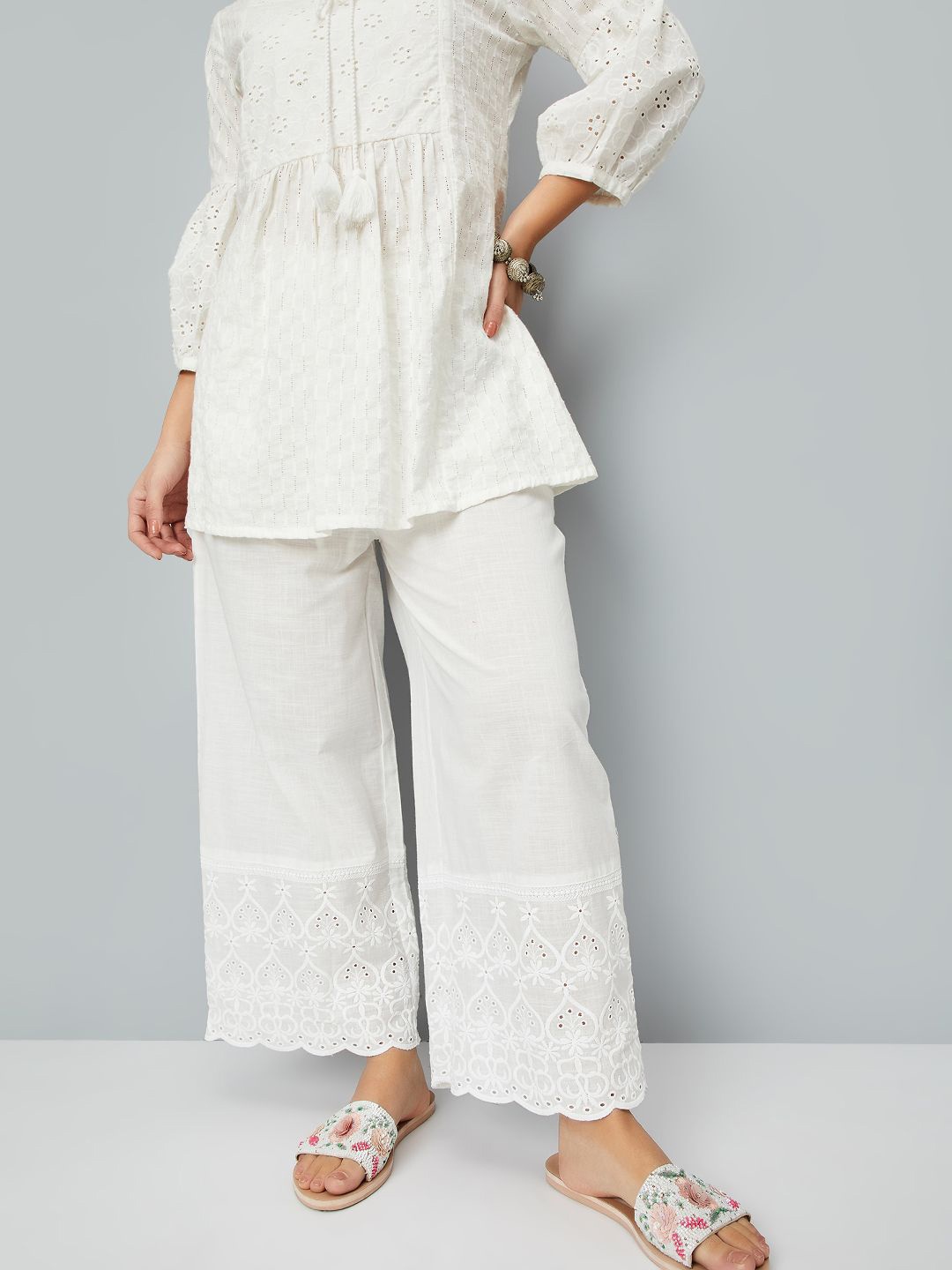 

max Women Embroidered Palazzos, Beige