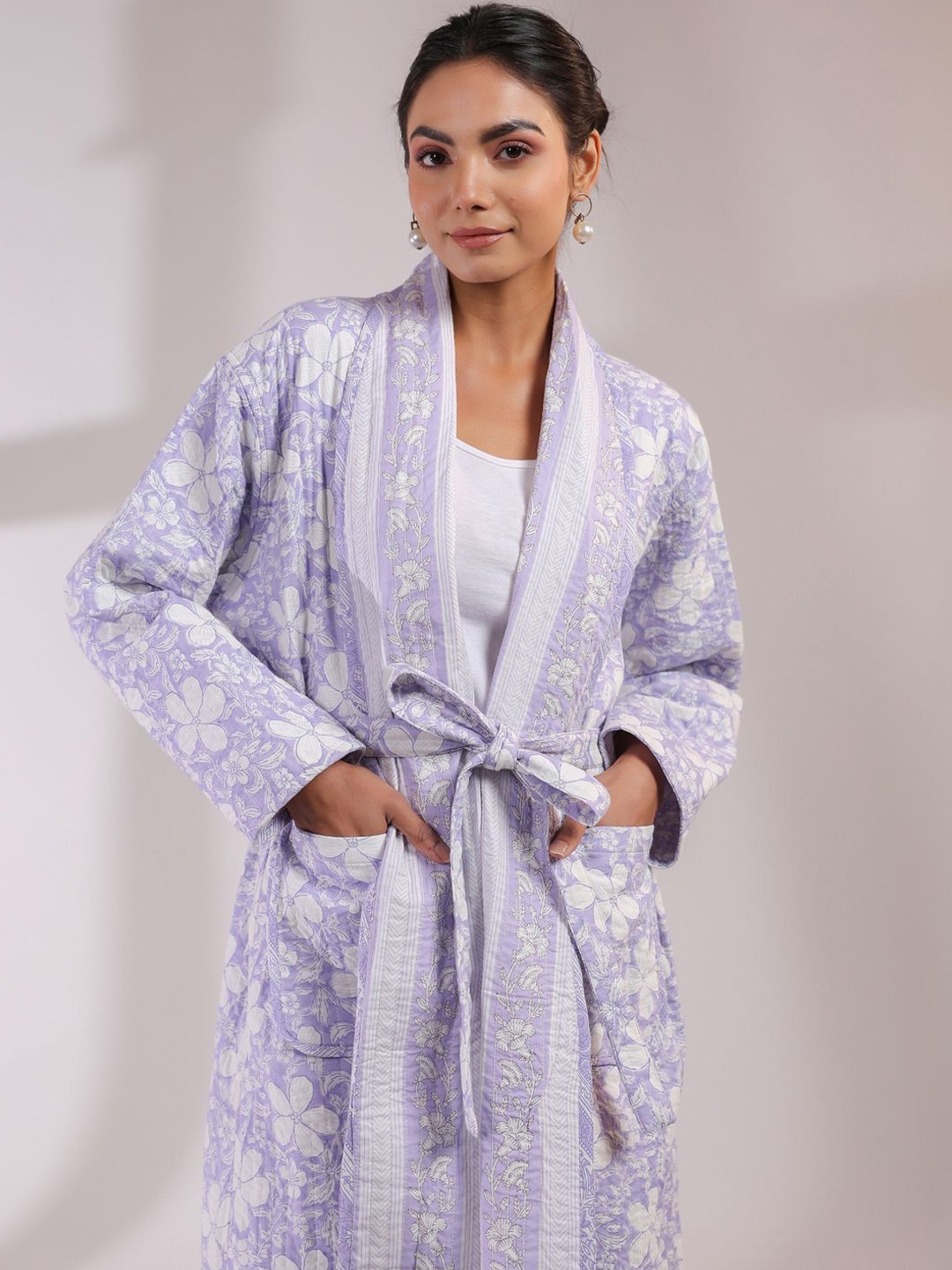 

Jaipur Morni Printed Light Quilted Reversible Pure Cotton Robe, Lavender