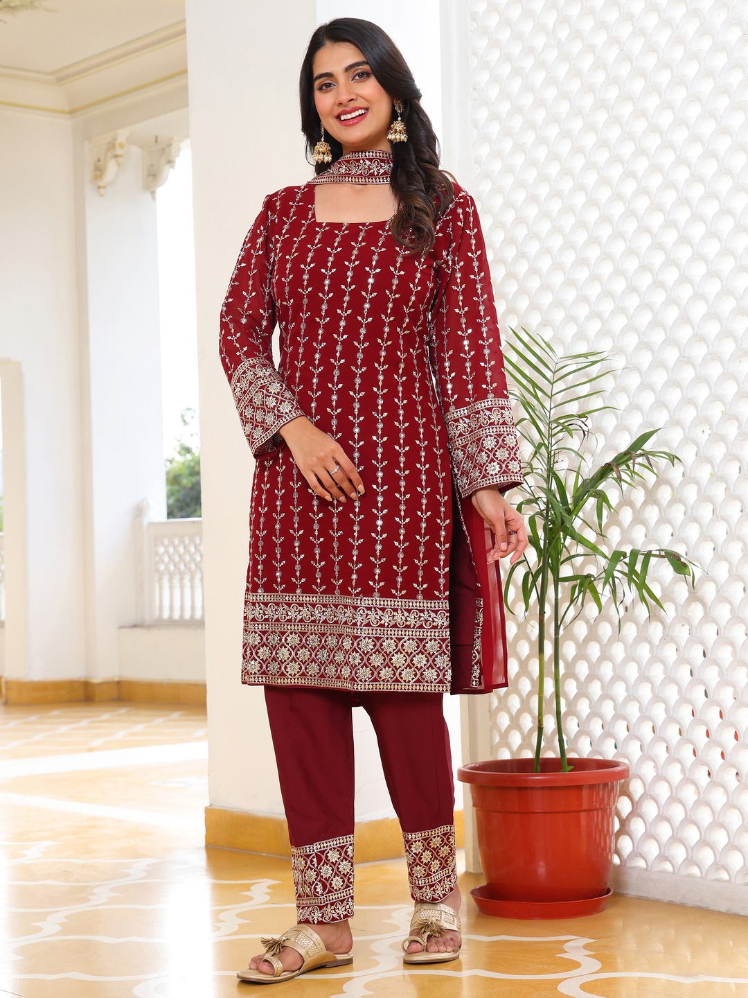 

KALINI Women Embroidered Regular Thread Work Kurti with Pyjamas & With Dupatta, Maroon