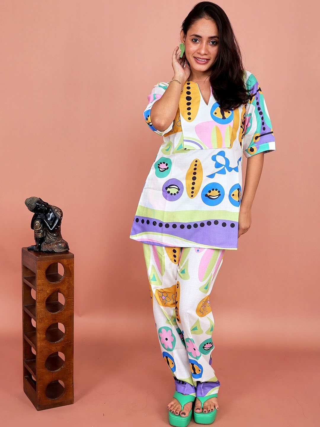 

Kaajal by Vidhi Abstract Printed Notch Neck Top With Trousers, White