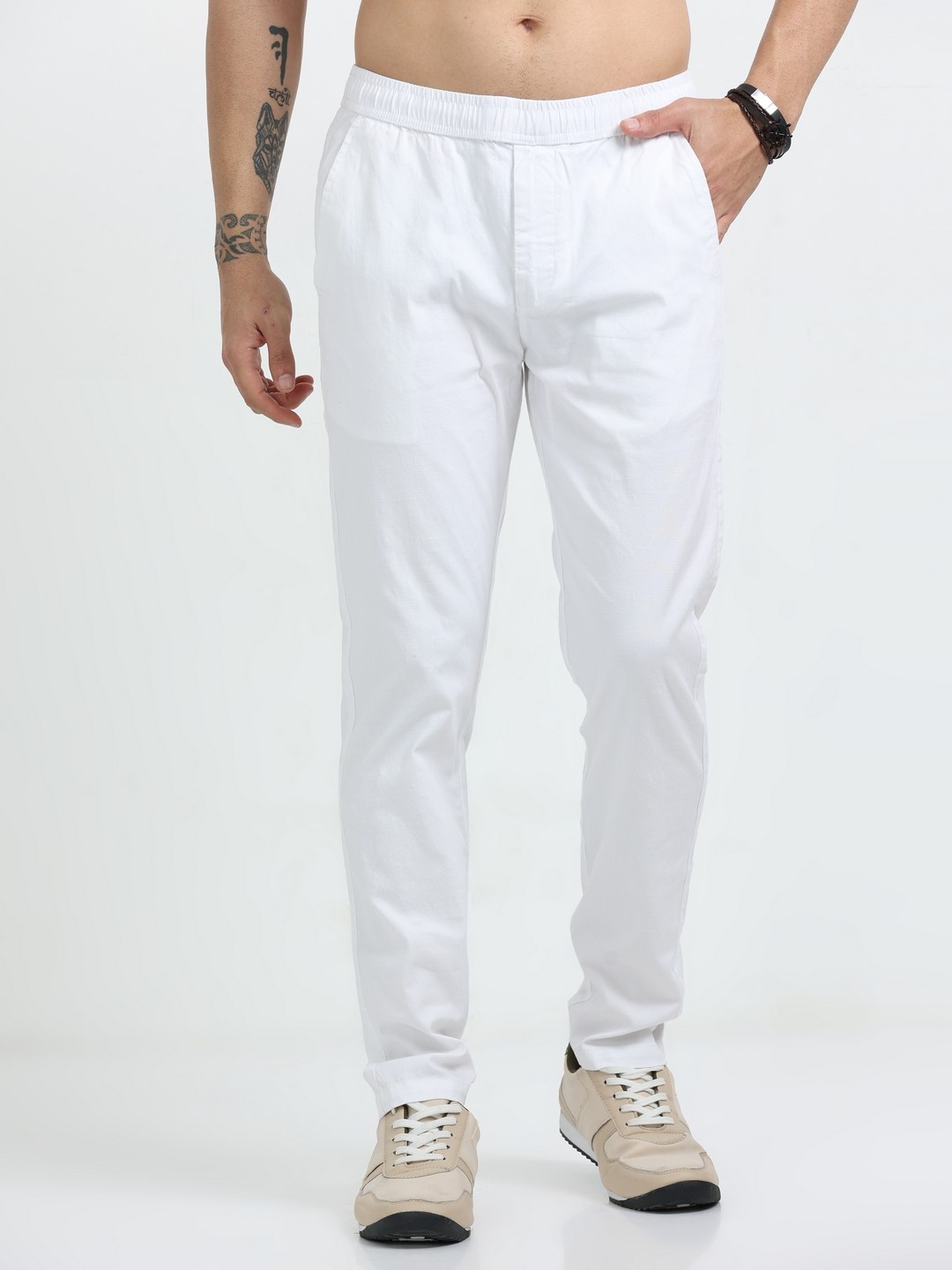 

THE BEETEL HOUSE Men Relaxed High-Rise Trousers, White