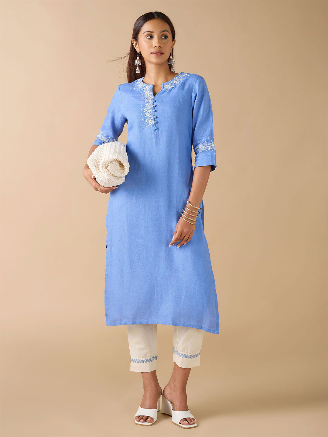 

Vismay Embroidered Linen Kurta Set, Blue