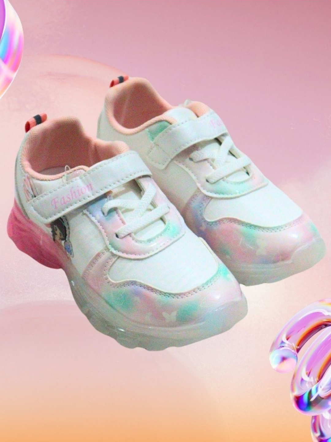 

MOON MAMA Girls Textured PU Sneakers, Pink