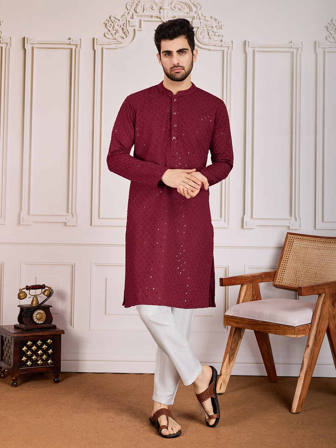 

House of Pataudi Ethnic Chikankari Embroidered Straight Kurta Set, Maroon