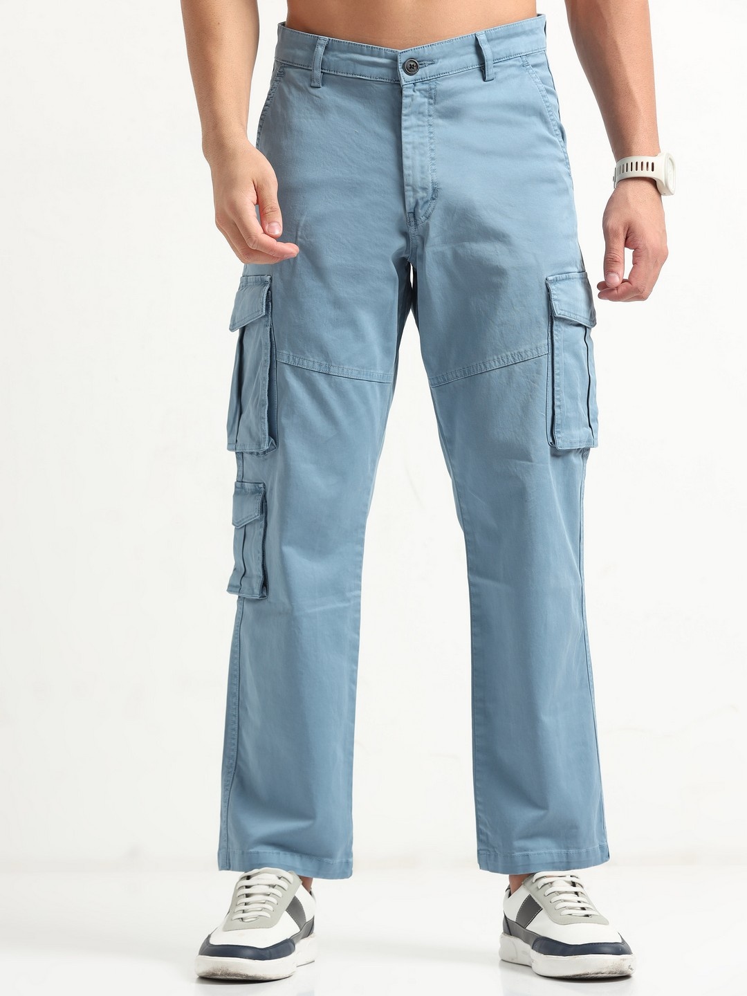 

THE BEETEL HOUSE Men Relaxed Cargos Trousers, Blue