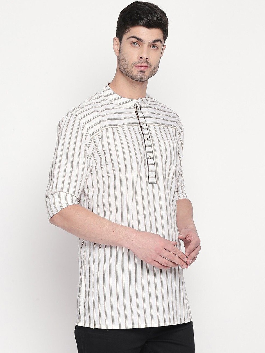 

Arch element Men Striped Cold-Shoulder Sleeves Thread Work Pathani Kurta, White