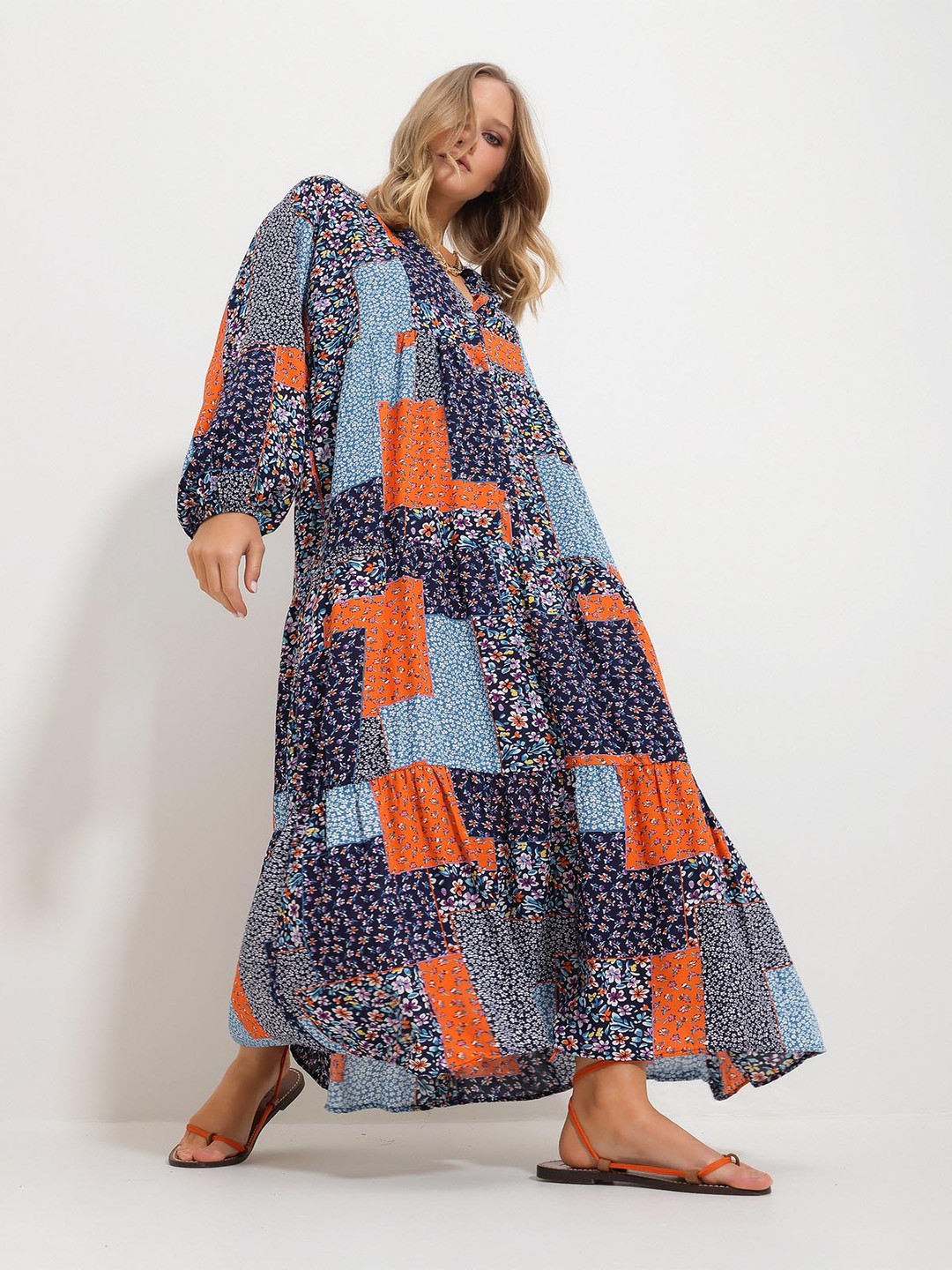 

Trend Alacati stili Ethnic Motifs Print Maxi Dress, Na