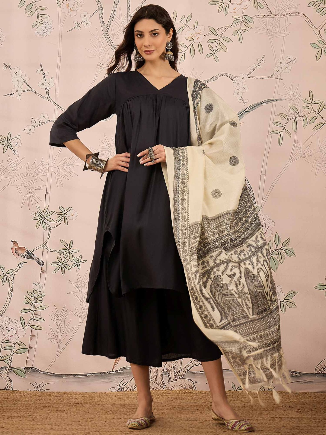 

InWeave V-Neck A-Line Kurta With Palazzos And Dupatta, Black