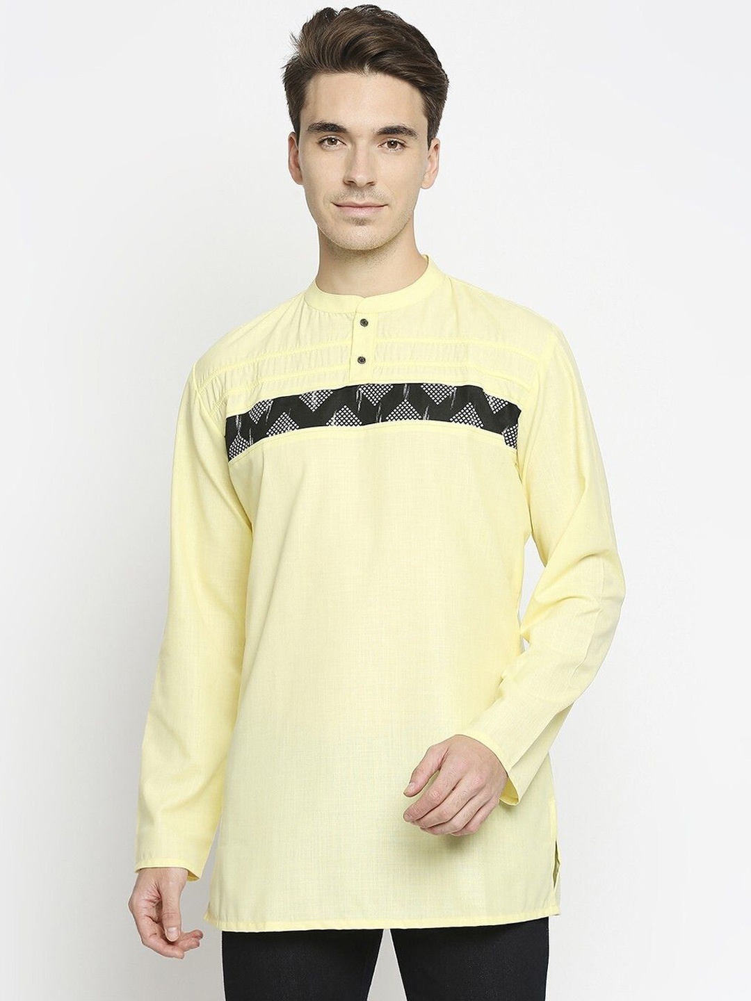 

Arch element Men Colourblocked Keyhole Neck Thread Work Kurta, Yellow