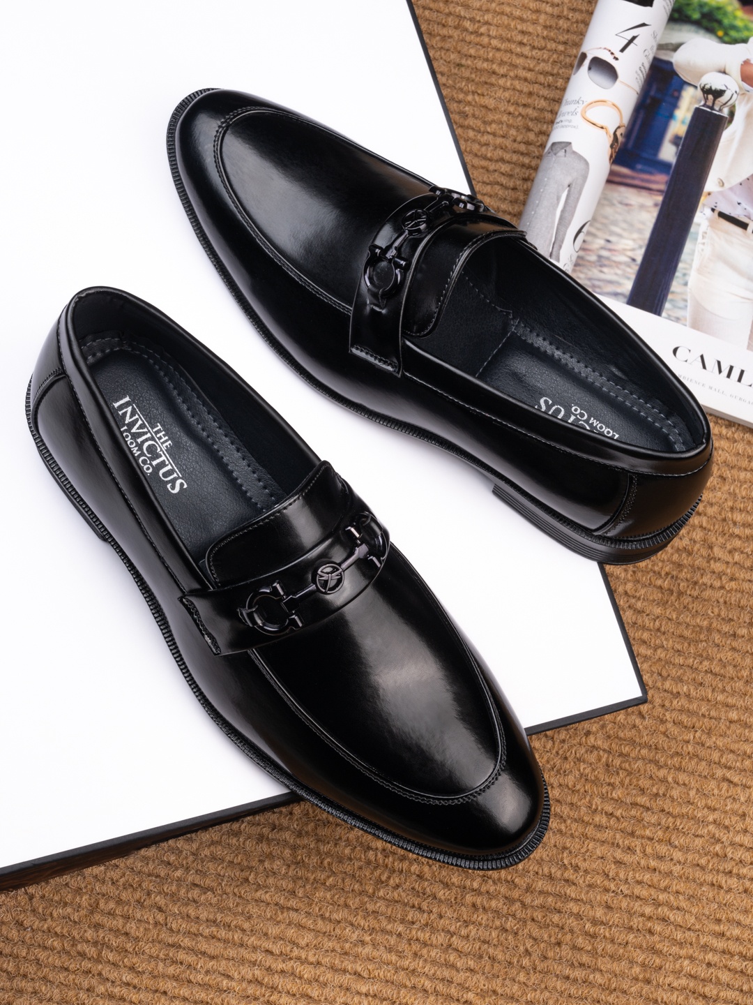 

INVICTUS Men Black Solid Slip-On Shoes