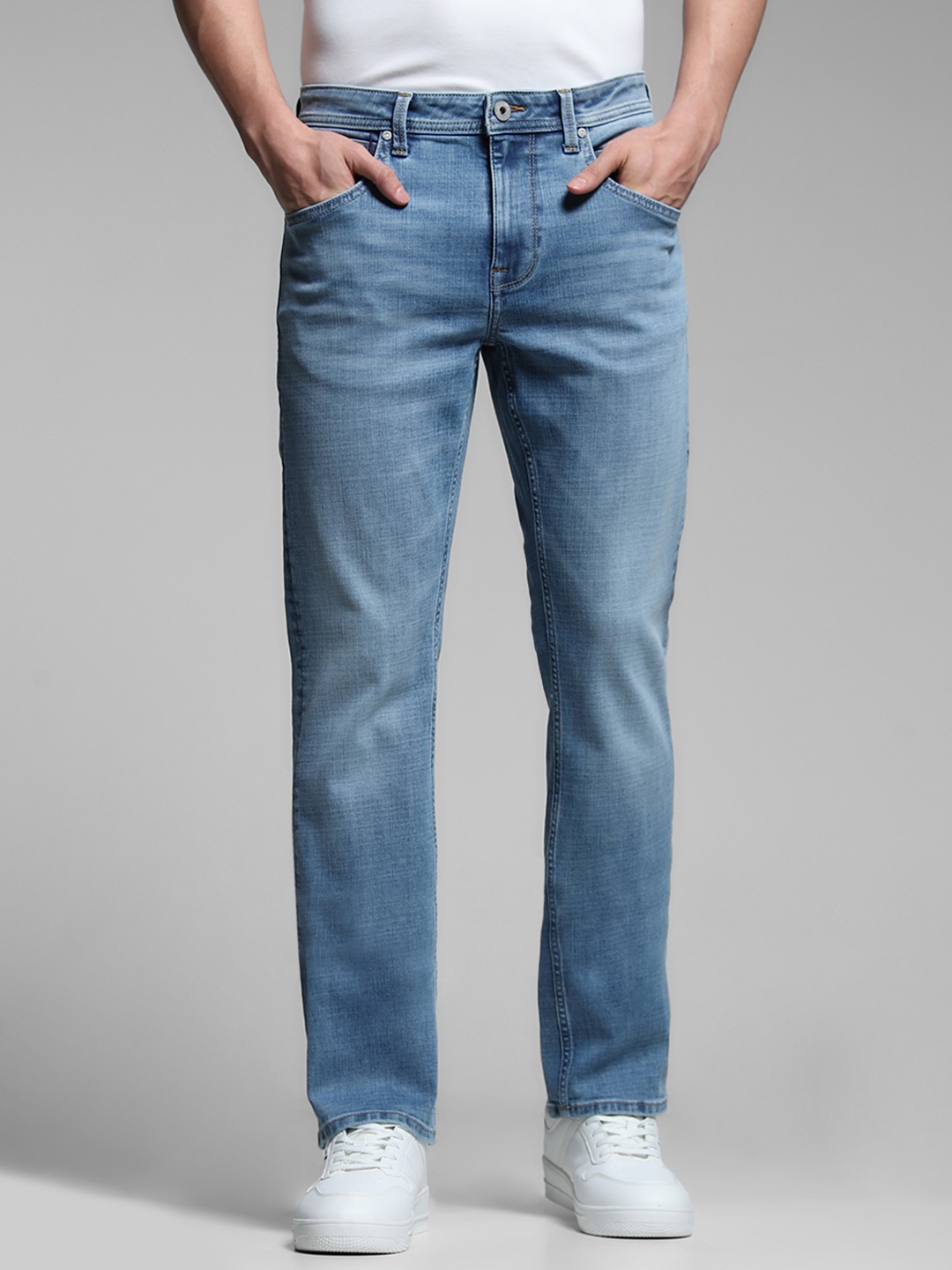 

Jack & Jones Men Clark Low-Rise Light Fade Stretchable Jeans, Blue