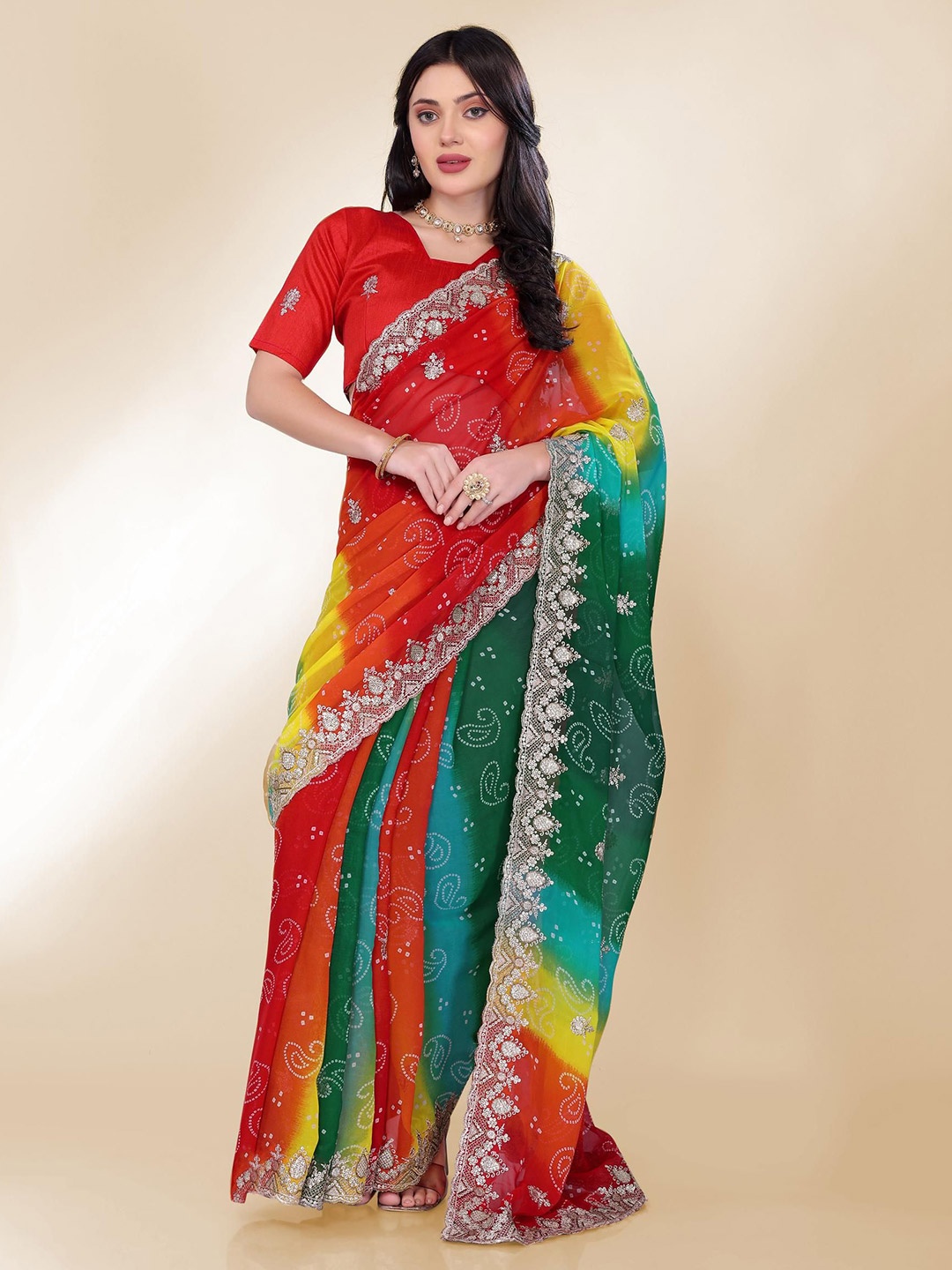

VAIRAGEE Bandhani Embroidered Poly Georgette Designer Bandhani Saree, Red