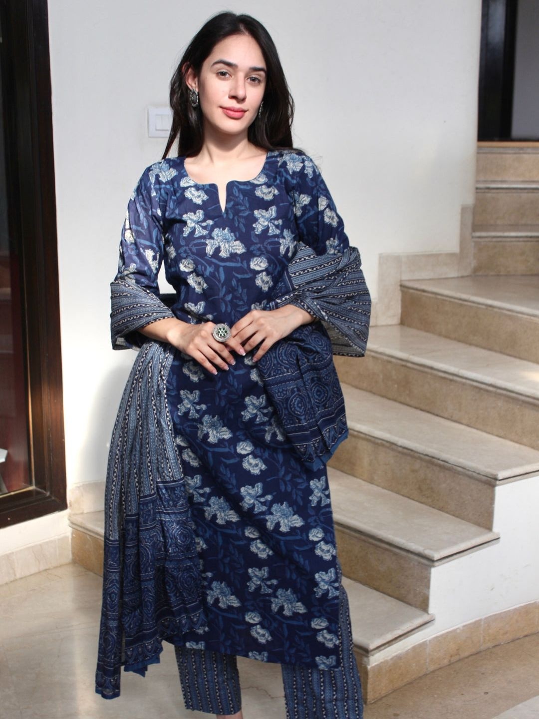 

all about you Women Floral Printed Regular Kurta with Trousers & With Dupatta, Blue
