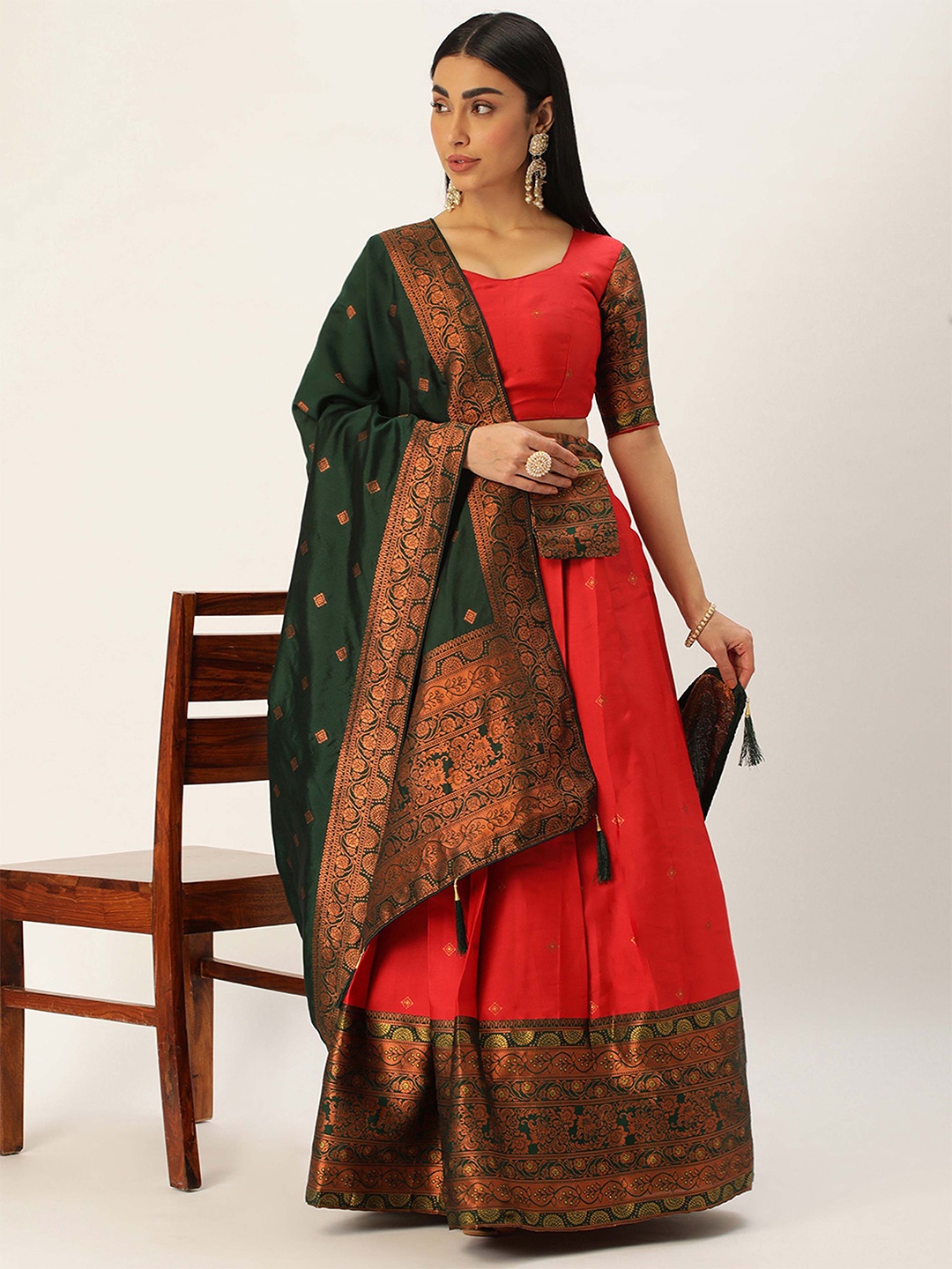 

Payu Semi-Stitched Lehenga & Unstitched Blouse With Dupatta, Red