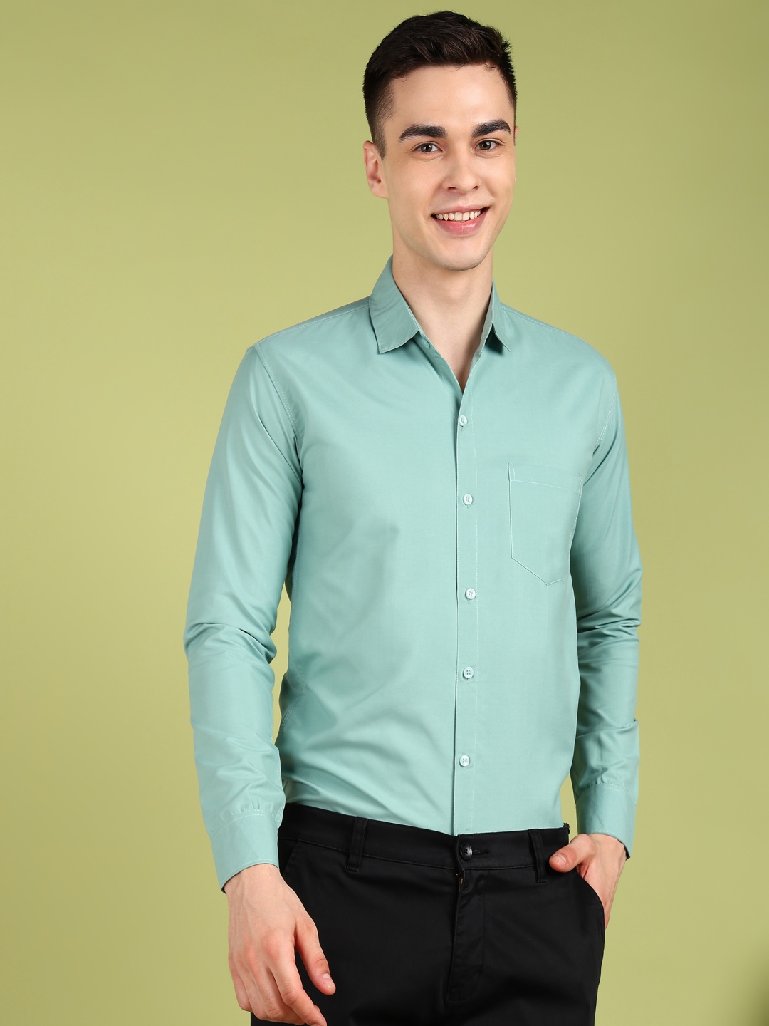 

PulseIQ Men Slim Fit Opaque Formal Shirt, Green