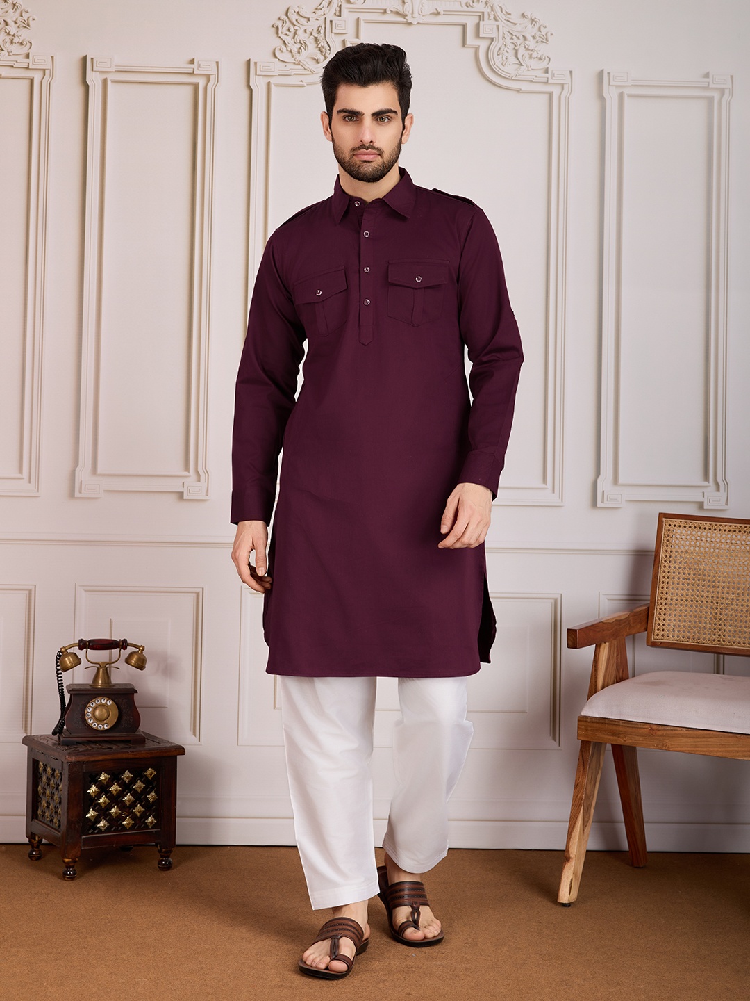 

House of Pataudi Collared Straight Kurta Set, Maroon