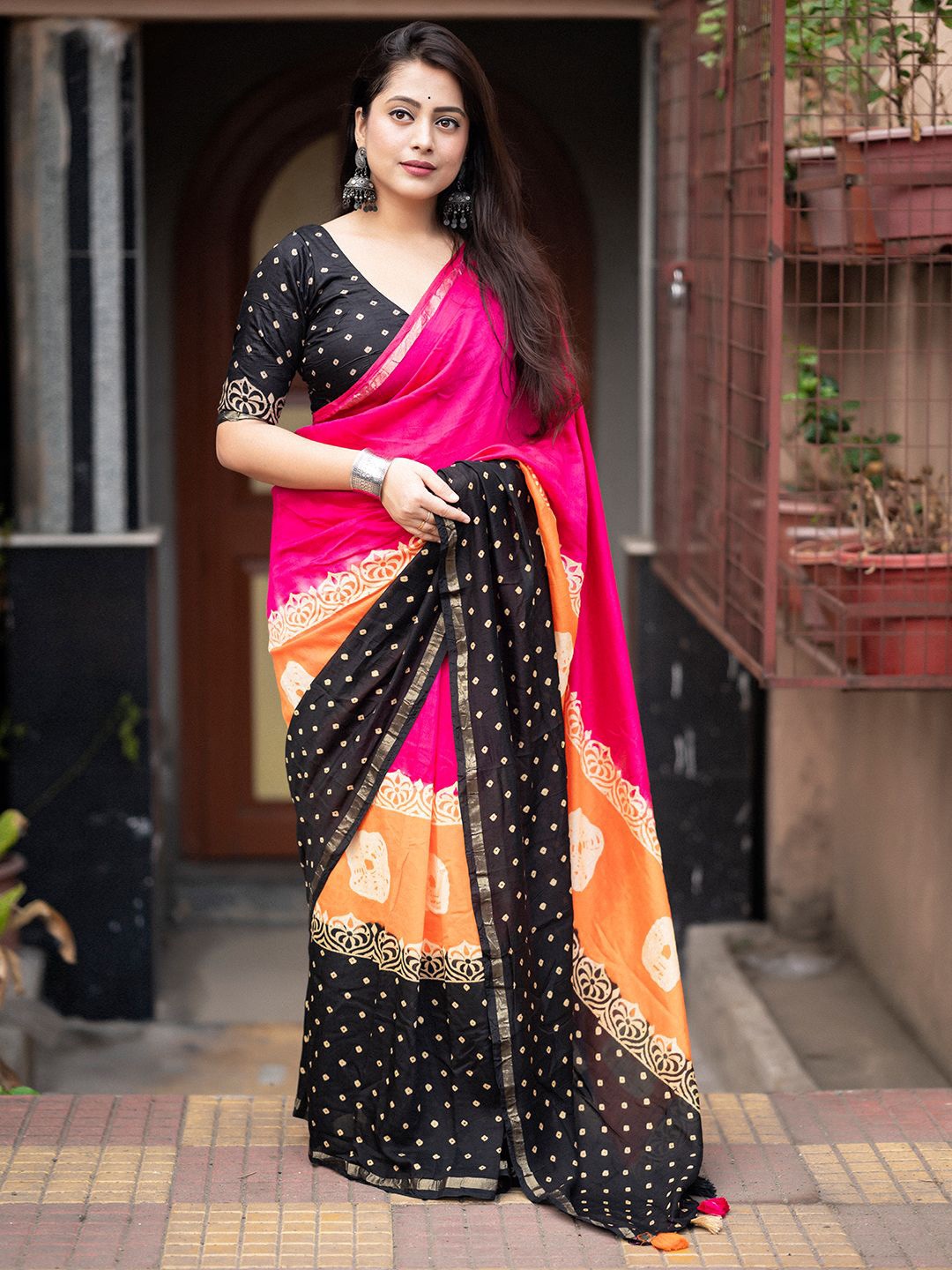 

LeeliPeeri Designer Batik Zari Chanderi Saree, Pink