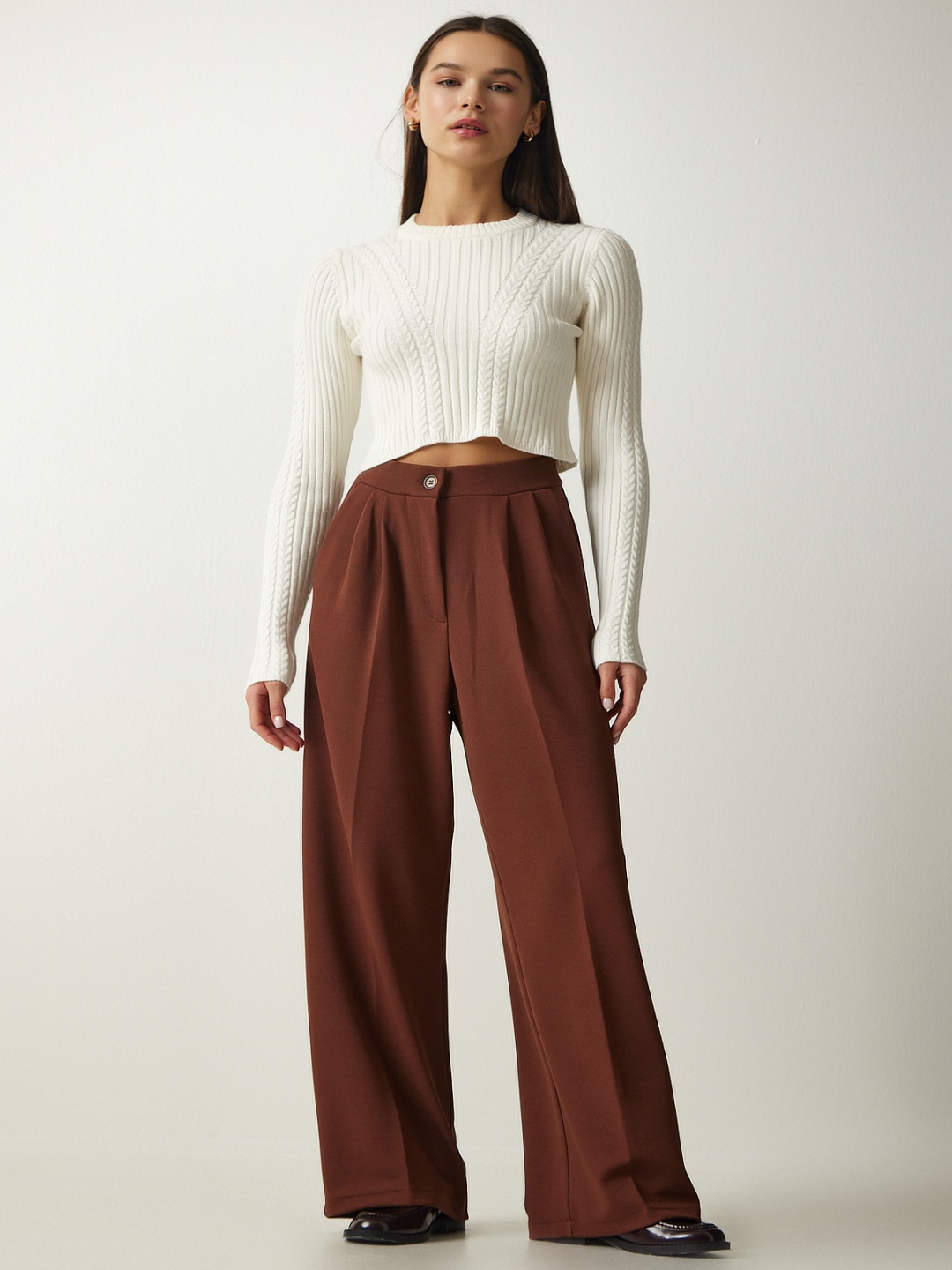 

Happiness istanbul Women Pleated Trousers, Na