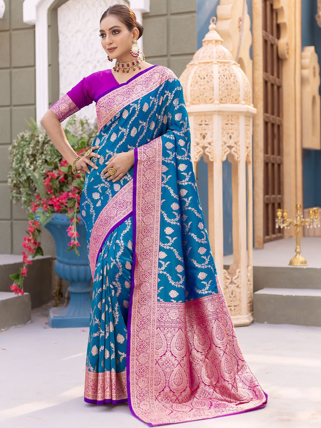 

LeeliPeeri Designer Woven Design Zari Silk Blend Banarasi Saree, Blue