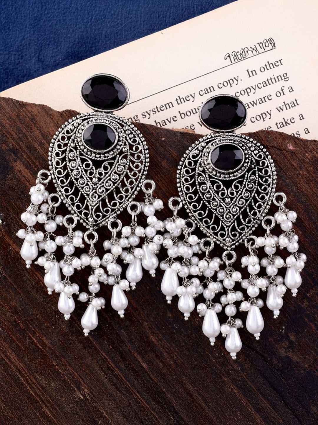 

SHONA'S STYLE Contemporary Chandbalis Earrings, Black