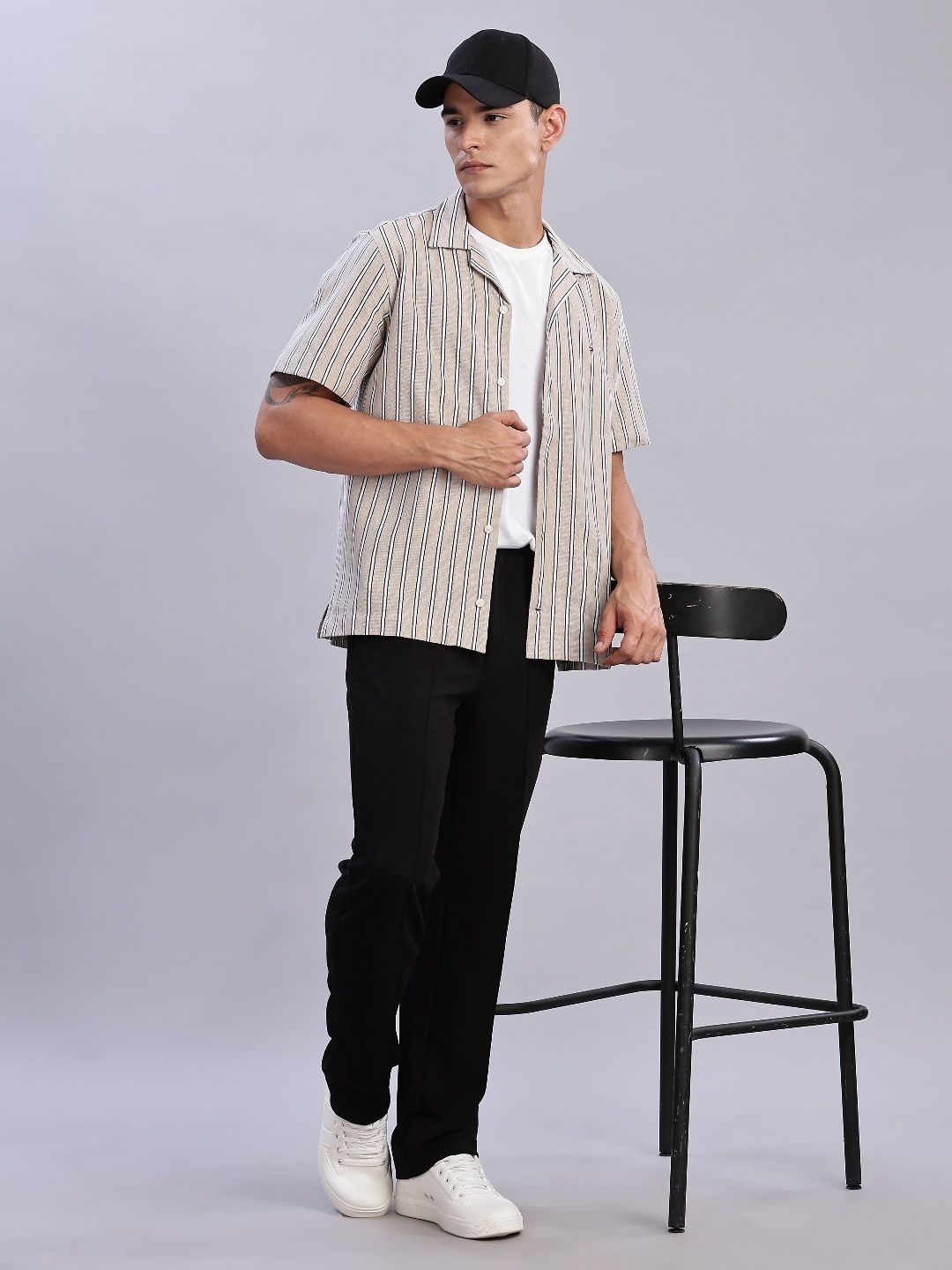

Tommy Hilfiger Men Classic Opaque Striped Casual Shirt, Khaki