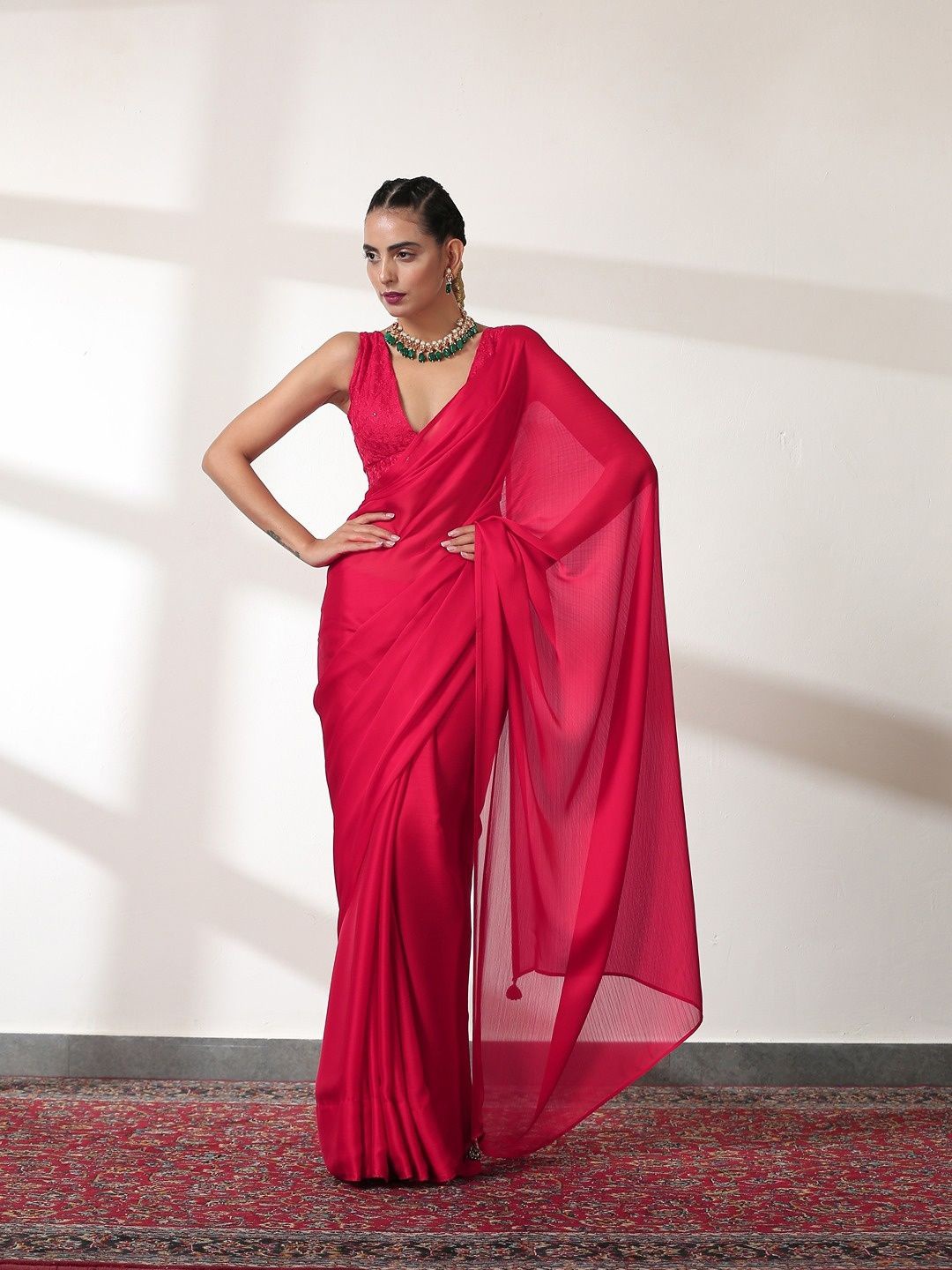 

Swtantra Ruby Chiffon Saree with Embroidered Blouse Fabric, Red