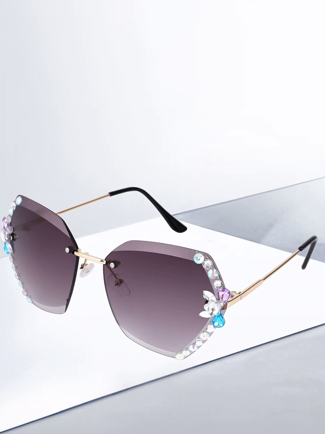 

HAYDEN haiza Women Round Sunglasses with UV Protected Lens, Black