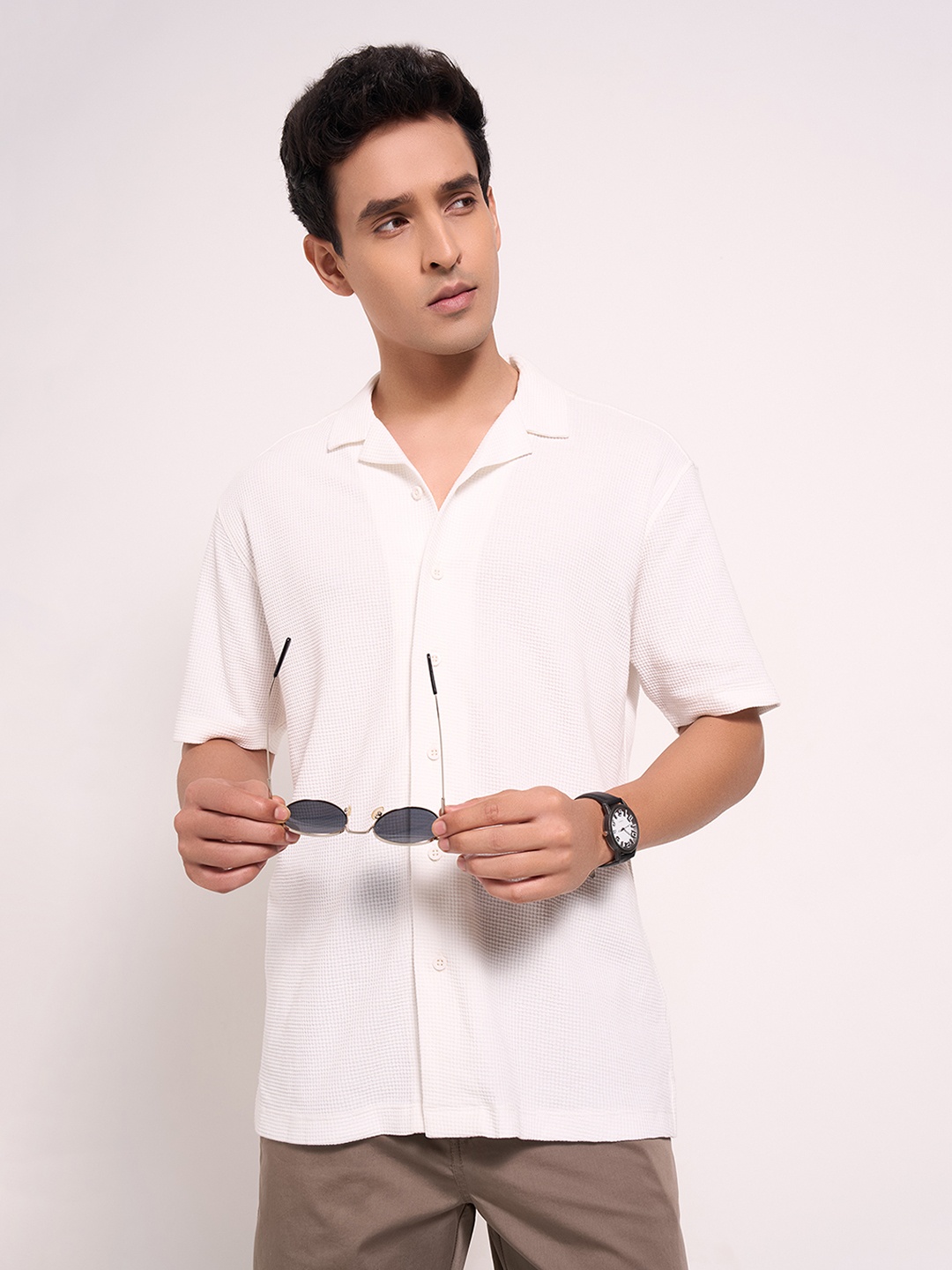 

Peregrine by Pantaloons Men Slim Fit Opaque Casual Shirt, White