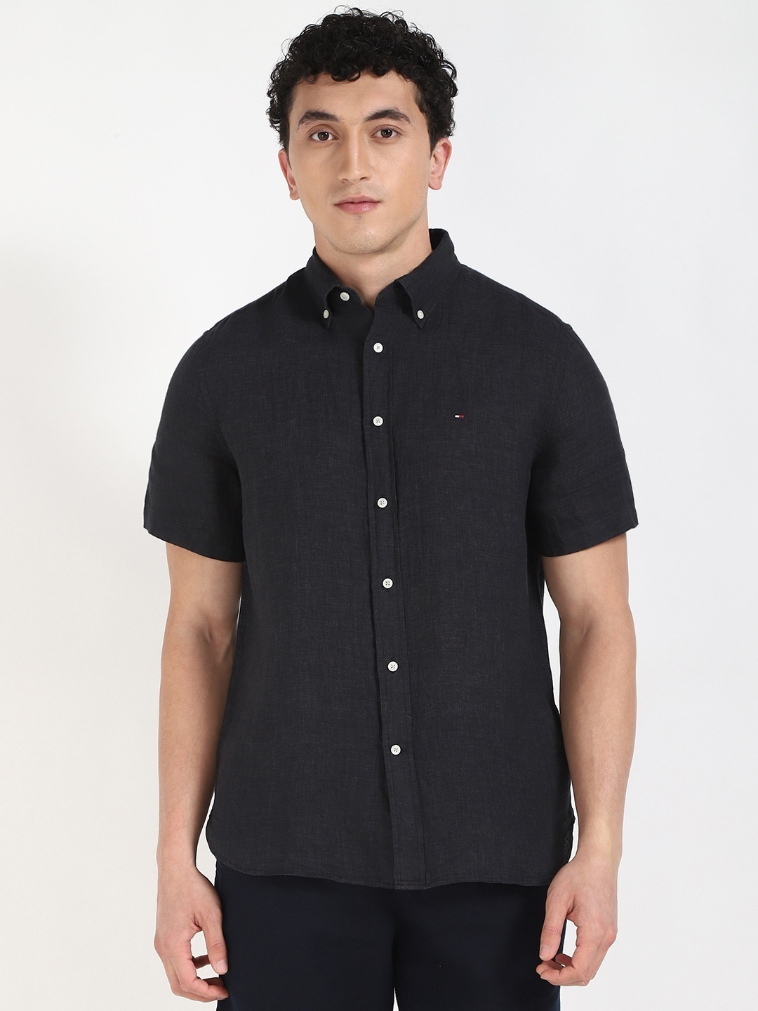 

Tommy Hilfiger Men Classic Opaque Casual Shirt, Black