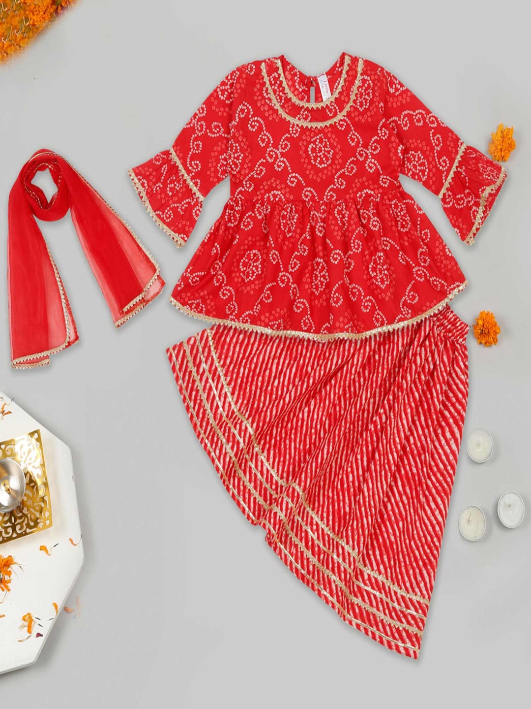 

LITTLE GINNIE Girls Printed Regular Pure Cotton Top with Skirt & With Dupatta, Red