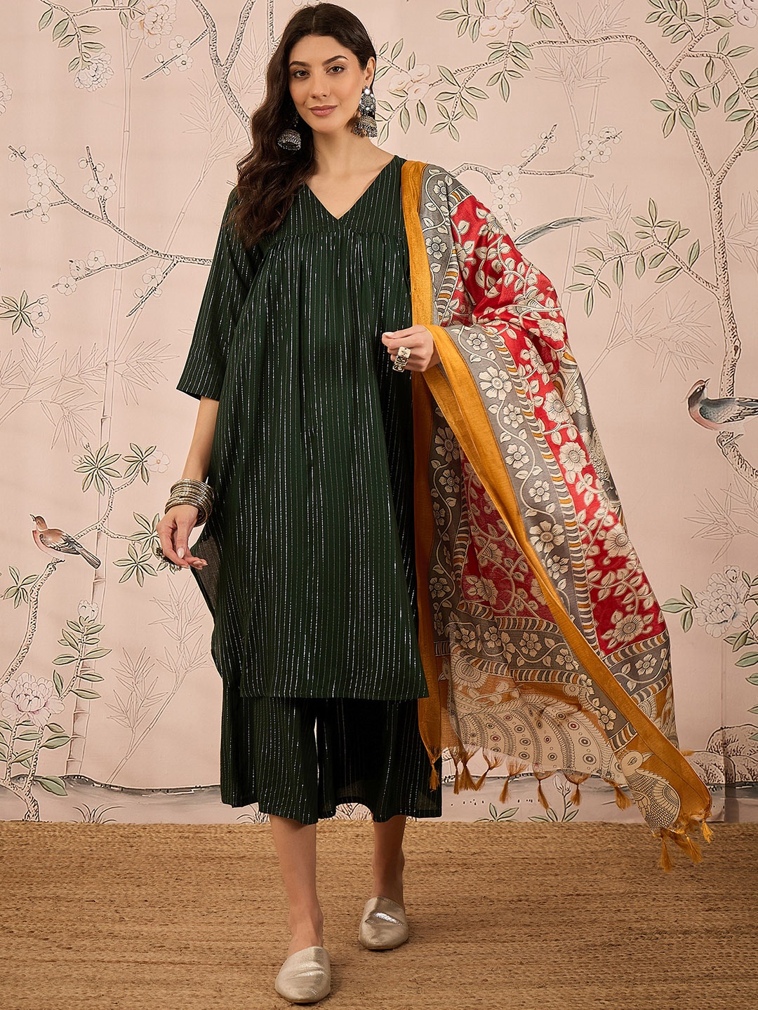 

InWeave Women Regular Kurta with Palazzos & With Dupatta, Green