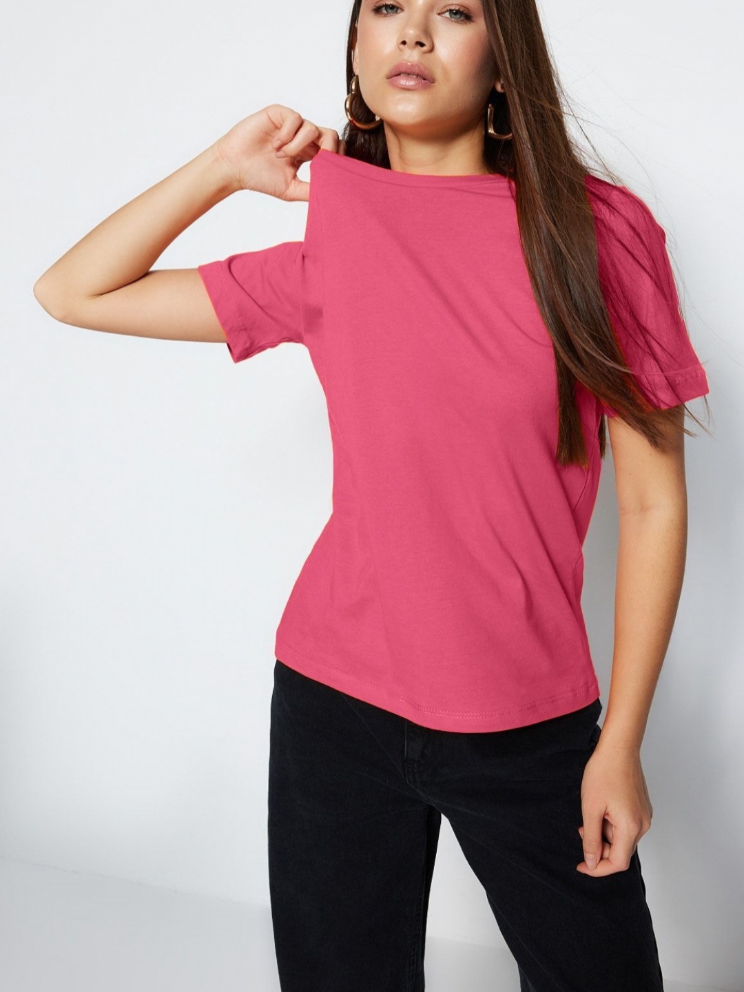 

Trendyol Women High Neck Pockets T-shirt, Na