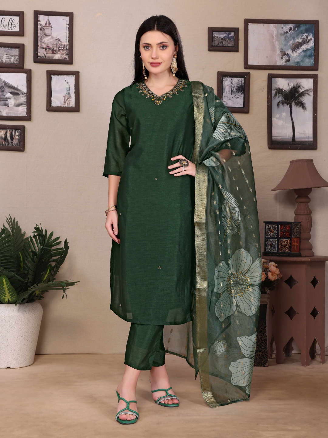 

SUNDARNAARI Women Embroidered Regular Sequinned Kurta with Trousers & With Dupatta, Green