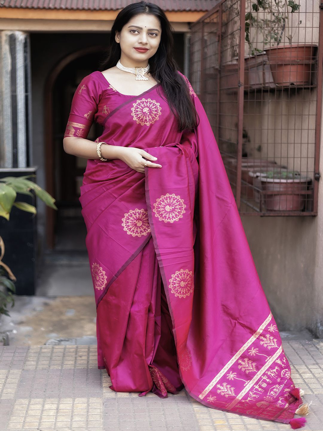 

LeeliPeeri Designer Warli Zari Silk Blend Banarasi Saree, Pink