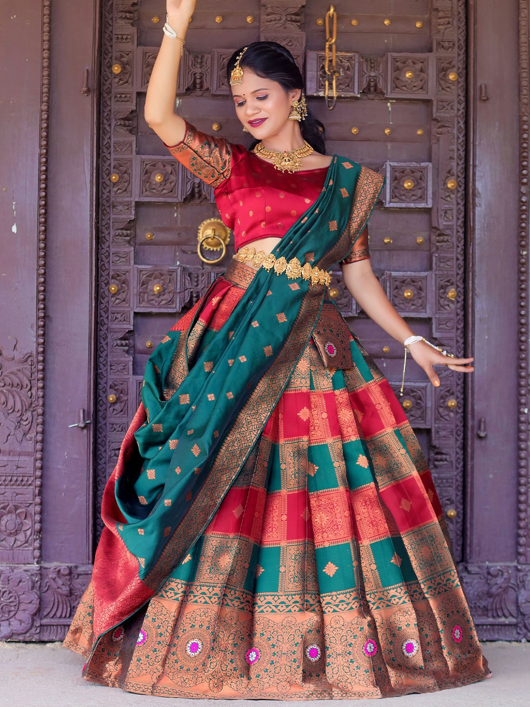 

Payu Semi-Stitched Lehenga & Unstitched Blouse With Dupatta, Maroon