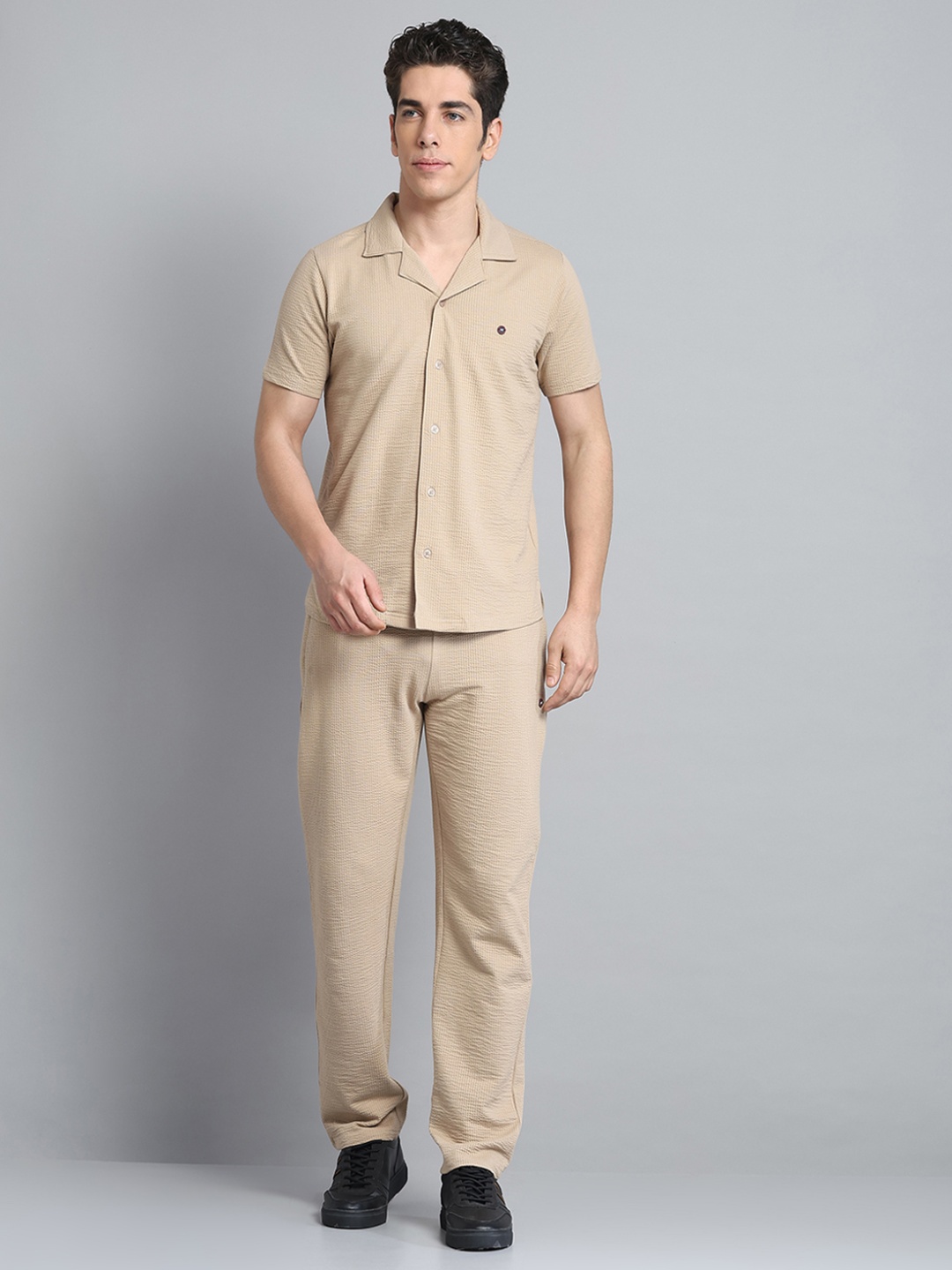 

Monte Carlo Self Design Lapel Collar Neck Shirt With Trousers Co-Ords, Khaki