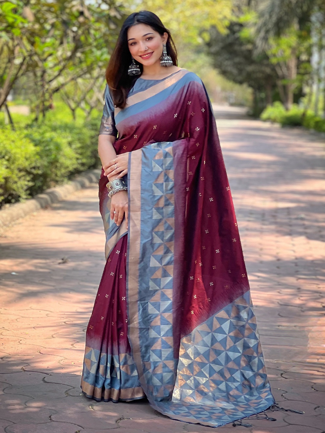 

all about you Woven Design Zari Silk Blend Banarasi Saree, Maroon