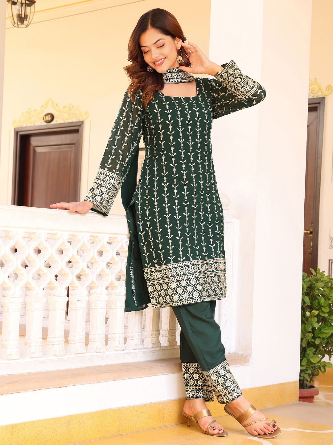 

KALINI Women Floral Embroidered Regular Mirror Work Kurta with Trousers & With Dupatta, Green