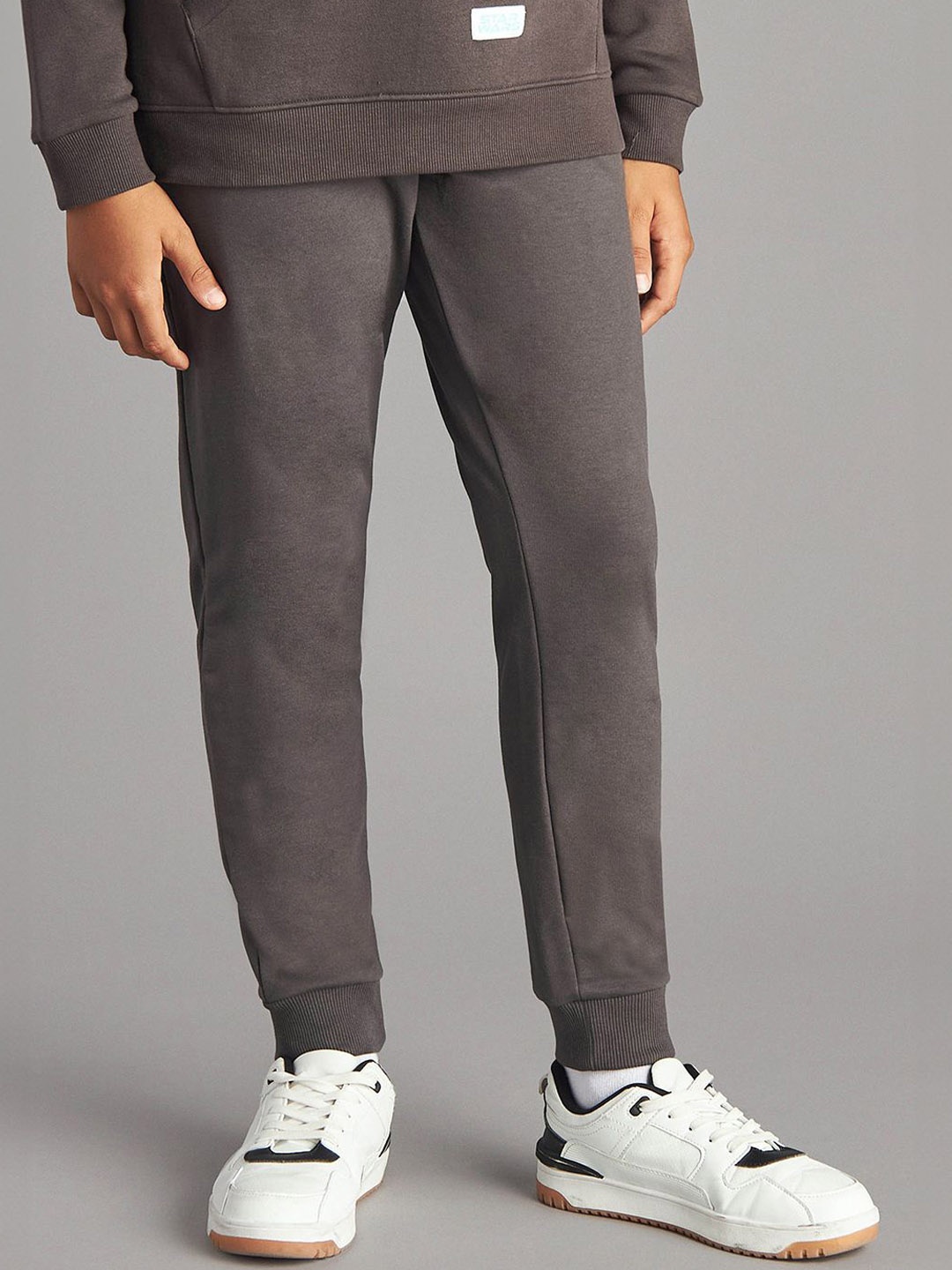 

max Joggers Track Pants, Grey