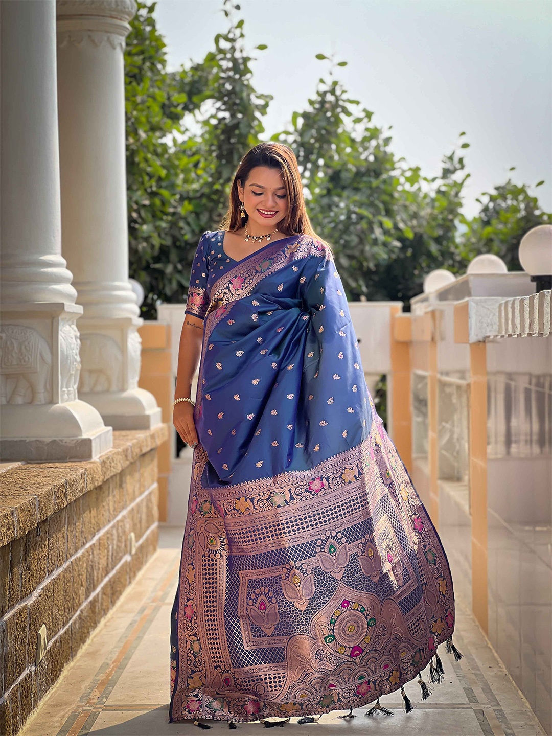 

ZIBLON Woven Design Zari Pure Silk Banarasi Saree, Teal