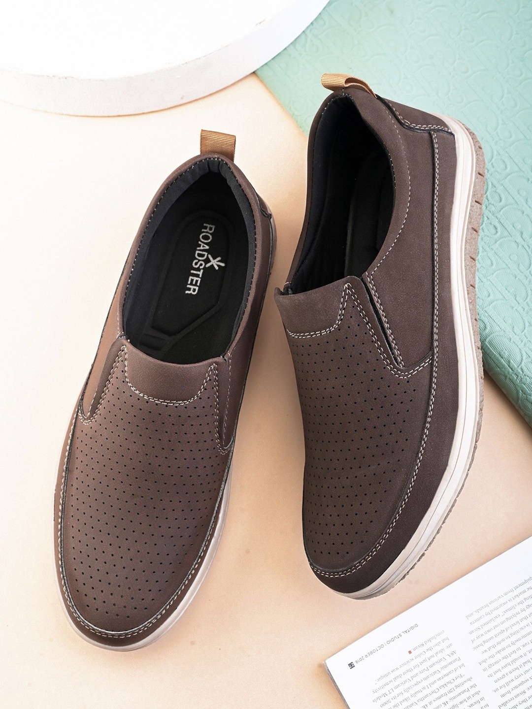 

The Roadster Lifestyle Co Men Casual Slip On Moccasins Loafers, Brown