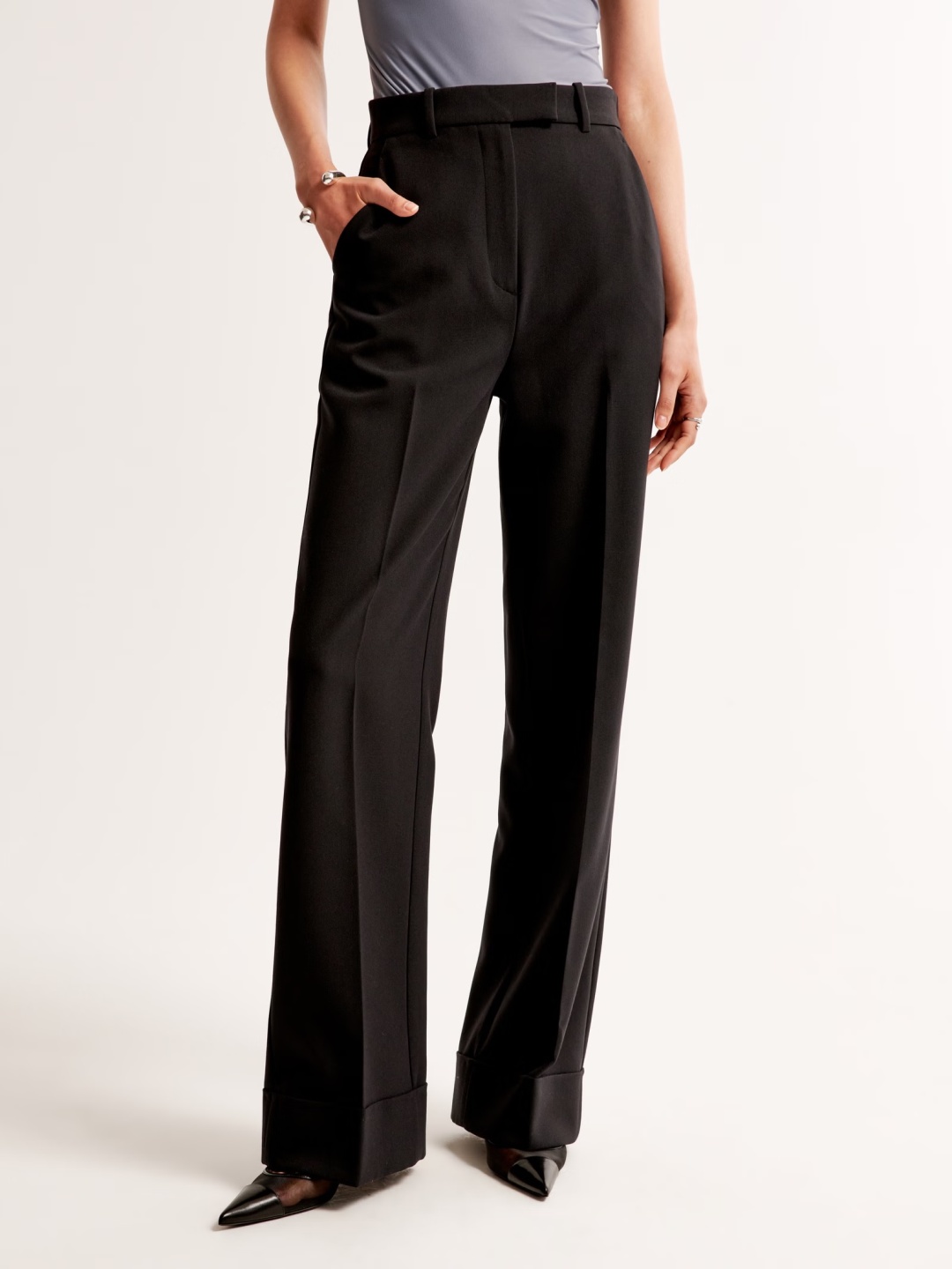 

Chemistry Women Ultra Flared High-Rise Pleated Trousers, Black
