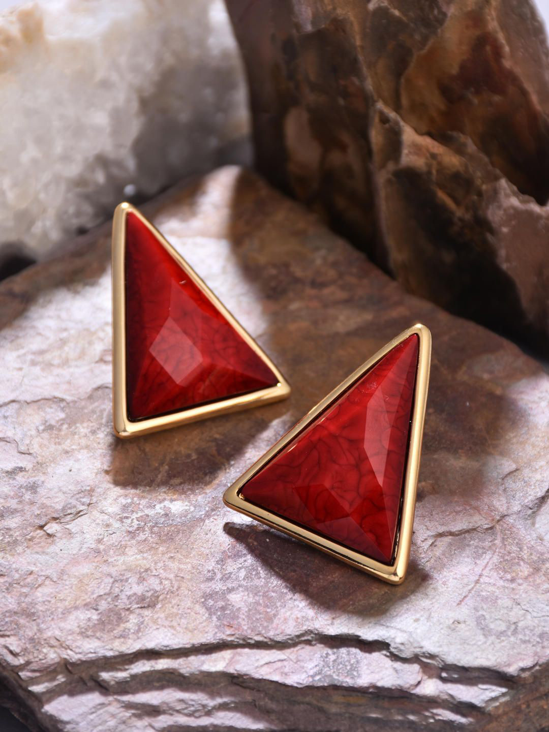 

Reenisaa Triangular Studs Earrings, Red