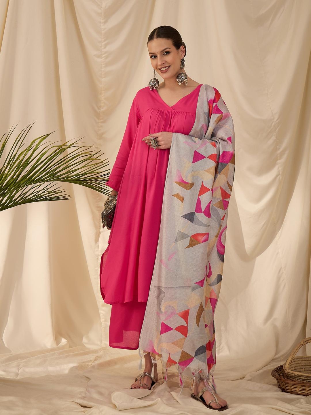 

InWeave Women Regular Kurta with Palazzos & With Dupatta, Fuchsia